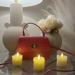 Hot pink 🩷 Chiaro Ferretti crossbody